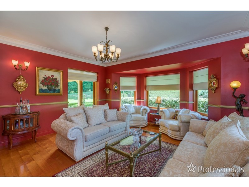 2 Witches Chase, Tamborine Mountain QLD 4272