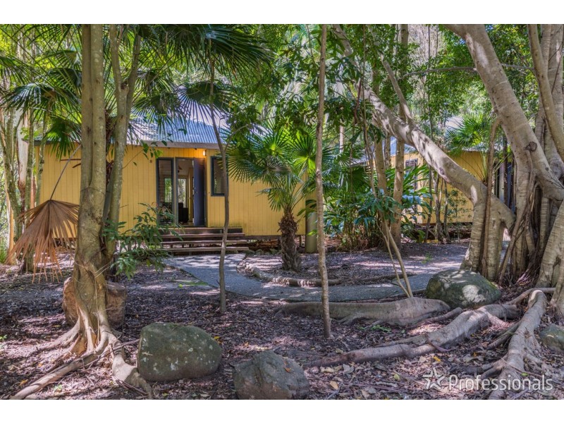 Unit 8 Tamborine Mountain Road, Cedar Creek Lodges, Tamborine Mountain QLD 4272