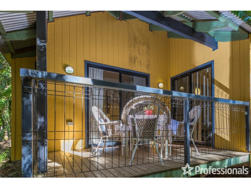 Unit 8 Tamborine Mountain Road, Cedar Creek Lodges, Tamborine Mountain QLD 4272