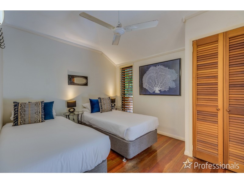 Unit 8 Tamborine Mountain Road, Cedar Creek Lodges, Tamborine Mountain QLD 4272