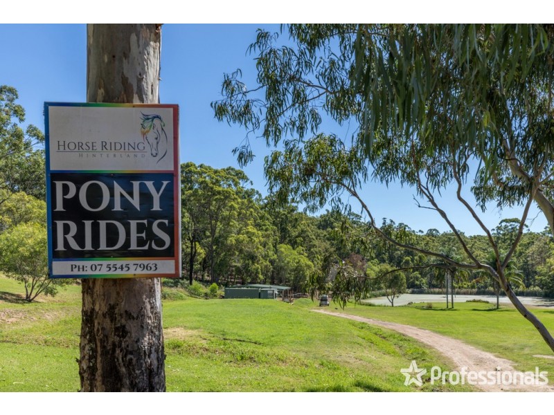 Unit 8 Tamborine Mountain Road, Cedar Creek Lodges, Tamborine Mountain QLD 4272