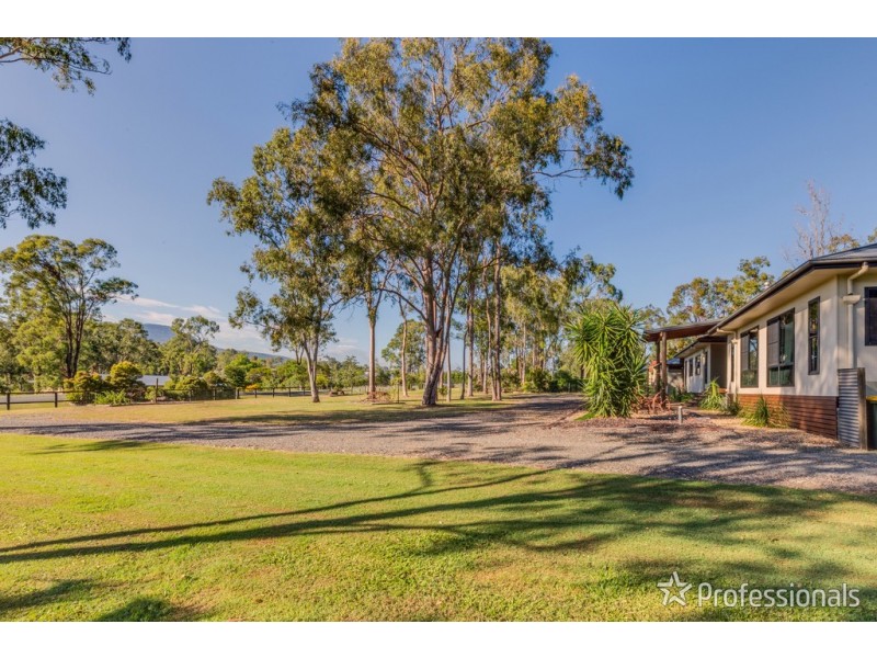 36-40 Racecourse Place, Tamborine QLD 4270