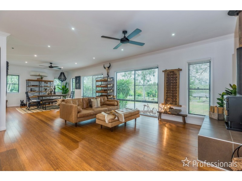 36-40 Racecourse Place, Tamborine QLD 4270