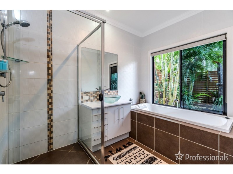 36-40 Racecourse Place, Tamborine QLD 4270