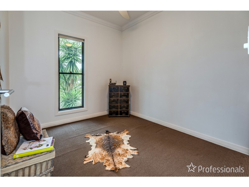 36-40 Racecourse Place, Tamborine QLD 4270