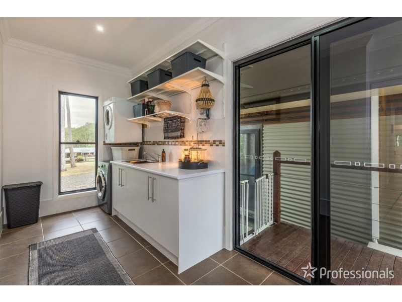 36-40 Racecourse Place, Tamborine QLD 4270