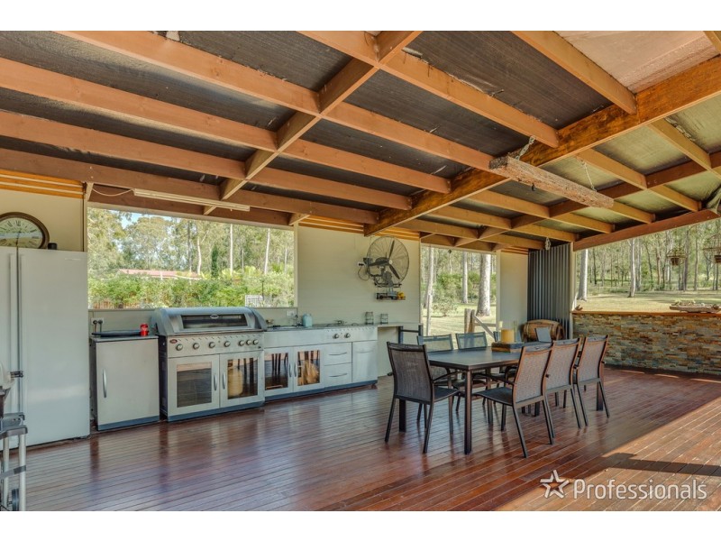 36-40 Racecourse Place, Tamborine QLD 4270