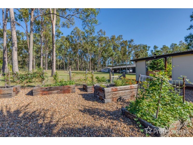 36-40 Racecourse Place, Tamborine QLD 4270