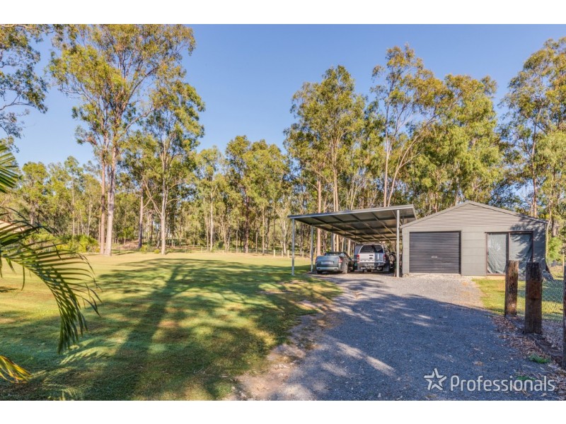 36-40 Racecourse Place, Tamborine QLD 4270