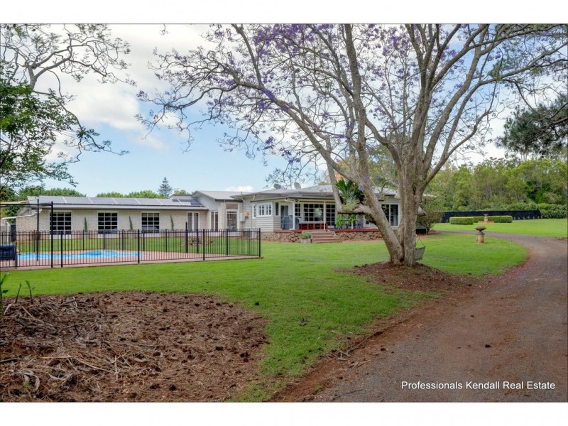 133 Eagle Heights Road, Tamborine Mountain QLD 4272