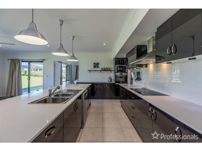 14-16 Riemore Circuit, Tamborine QLD 4270