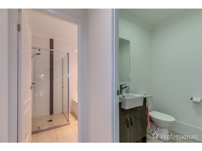 14-16 Riemore Circuit, Tamborine QLD 4270