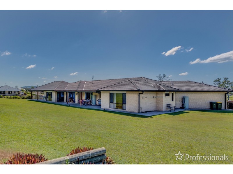 14-16 Riemore Circuit, Tamborine QLD 4270