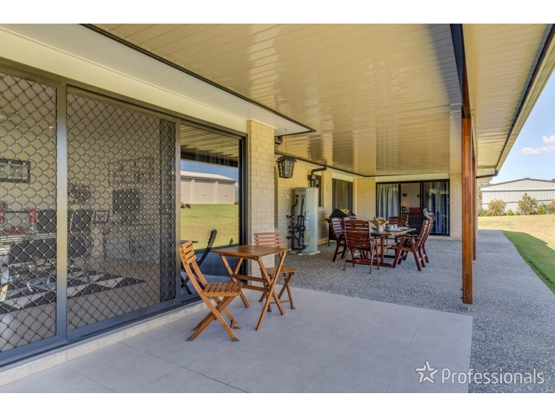 14-16 Riemore Circuit, Tamborine QLD 4270