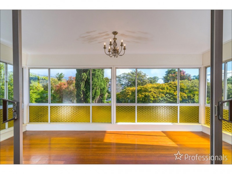 1 Manitzky Road, Tamborine Mountain QLD 4272