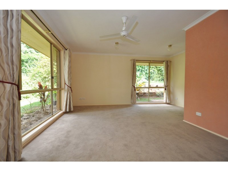 15 Tambora Court, Eagle Heights QLD 4271