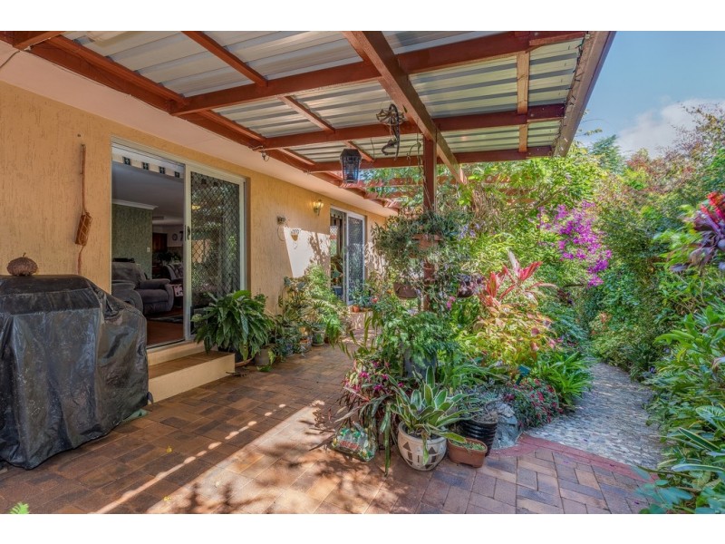 32 Ben Nevis Street, Tamborine Mountain QLD 4272