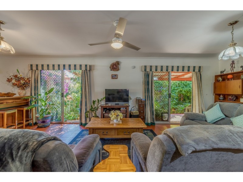 32 Ben Nevis Street, Tamborine Mountain QLD 4272