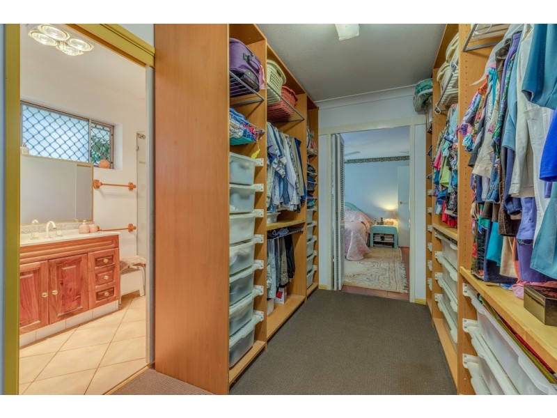 32 Ben Nevis Street, Tamborine Mountain QLD 4272