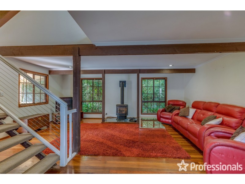 24 Griffith Street, Tamborine Mountain QLD 4272