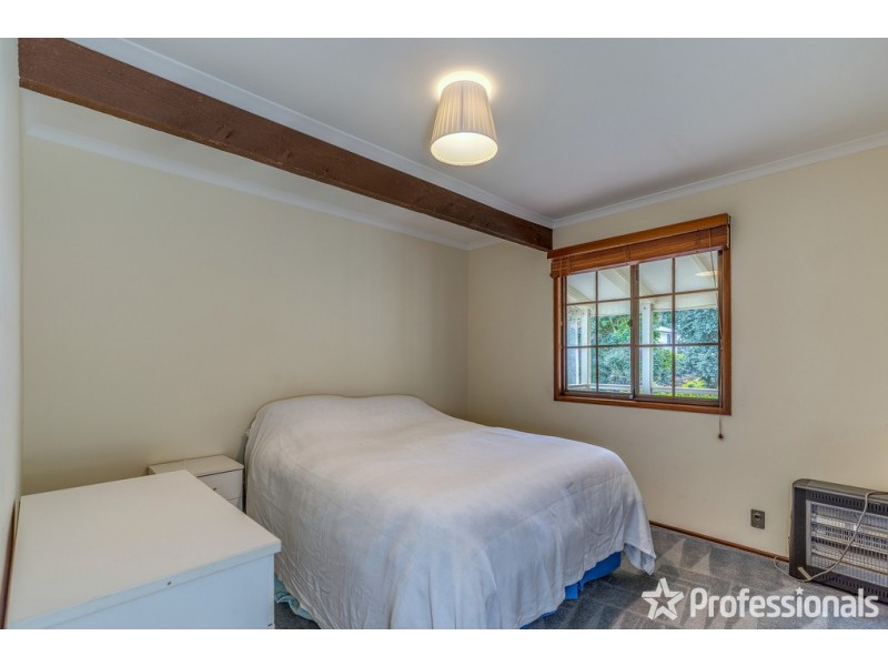 24 Griffith Street, Tamborine Mountain QLD 4272