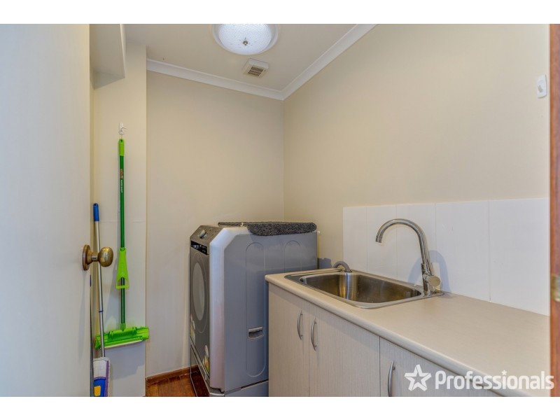 24 Griffith Street, Tamborine Mountain QLD 4272