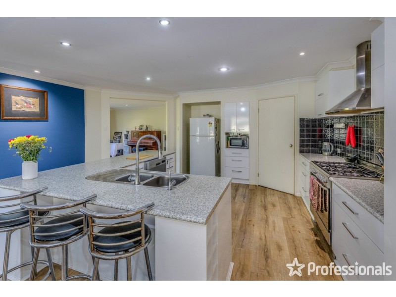 75 Lady Penrhyn Court, Mundoolun QLD 4285