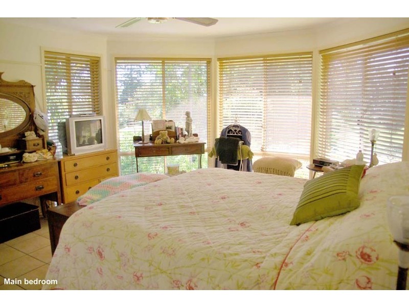 2 Bateke Road, Tamborine Mountain QLD 4272
