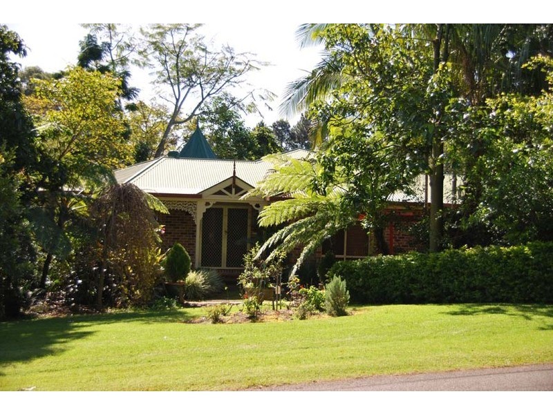 2 Bateke Road, Tamborine Mountain QLD 4272