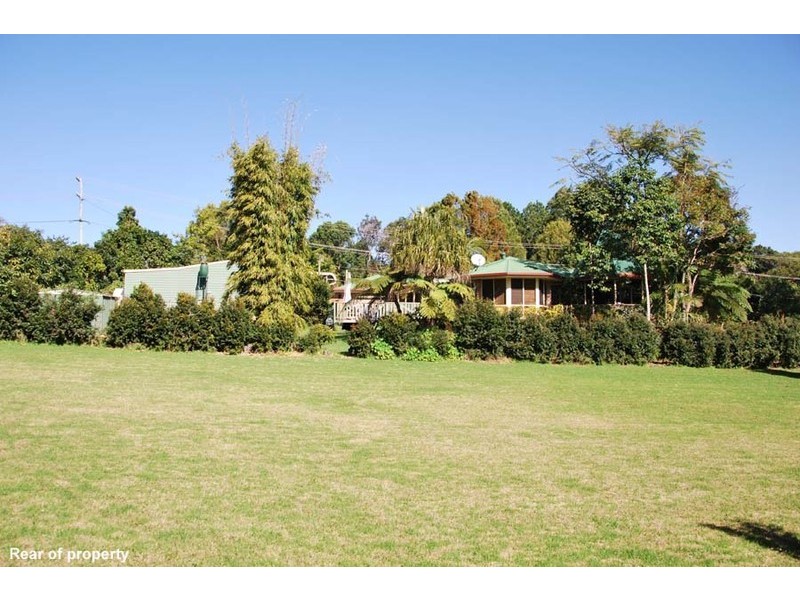 2 Bateke Road, Tamborine Mountain QLD 4272
