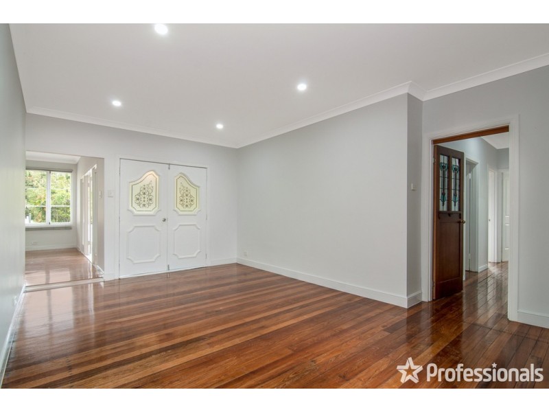 42-44 Long Road, Tamborine Mountain QLD 4272