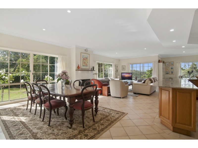 87 Bateke Road, Tamborine Mountain QLD 4272