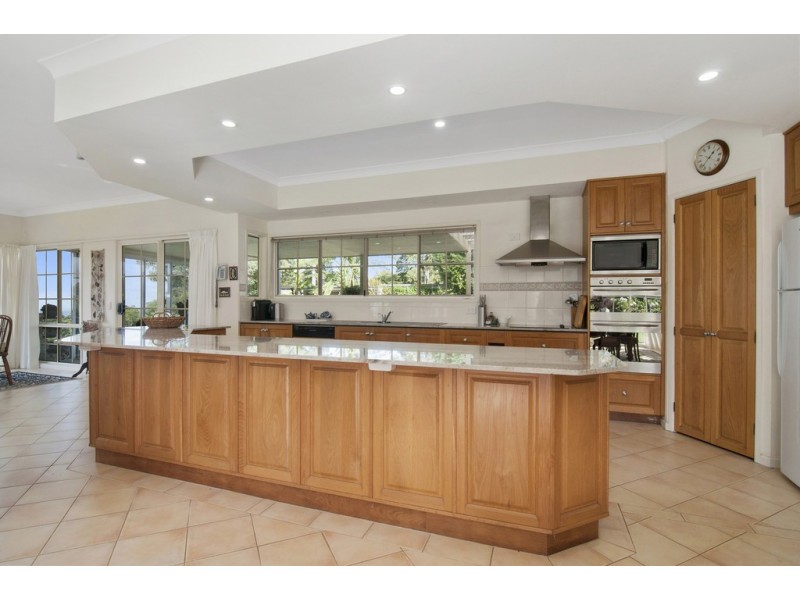 87 Bateke Road, Tamborine Mountain QLD 4272