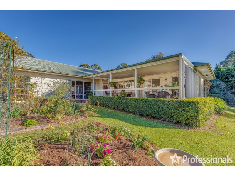 87 Bateke Road, Tamborine Mountain QLD 4272