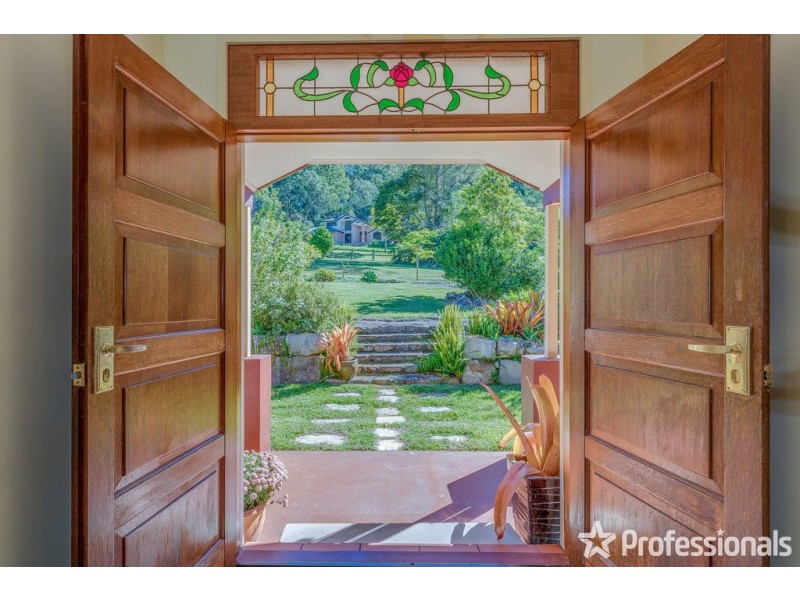 35 Waterfall Drive, Wongawallan QLD 4210