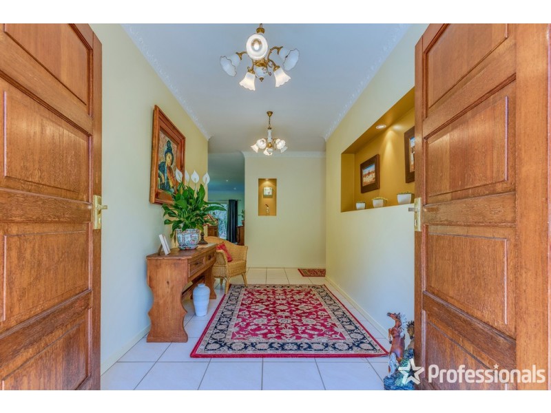 35 Waterfall Drive, Wongawallan QLD 4210
