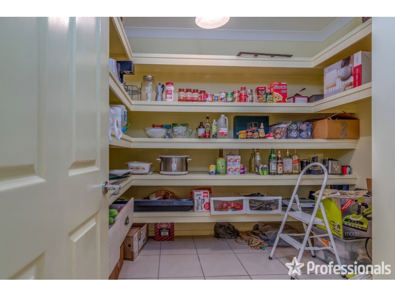 35 Waterfall Drive, Wongawallan QLD 4210