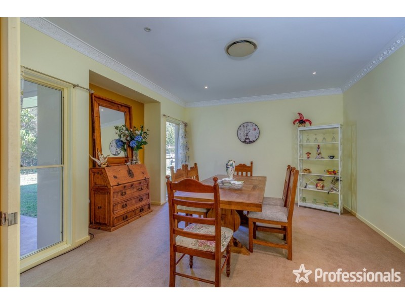 35 Waterfall Drive, Wongawallan QLD 4210