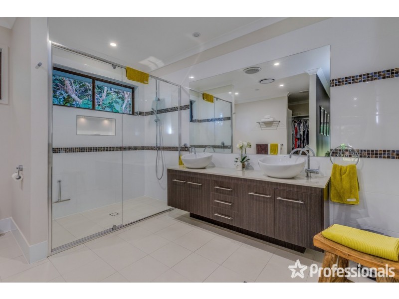 12-14 Alpine Terrace, Tamborine Mountain QLD 4272