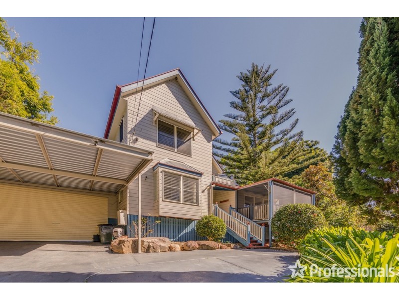 30 North Street, Tamborine Mountain QLD 4272