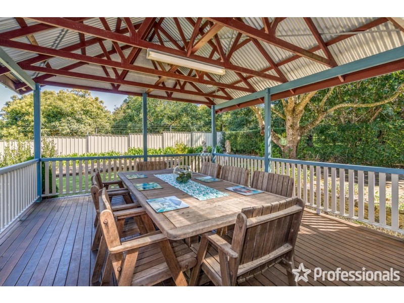 30 North Street, Tamborine Mountain QLD 4272