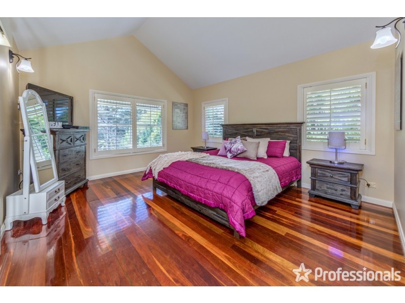 30 North Street, Tamborine Mountain QLD 4272