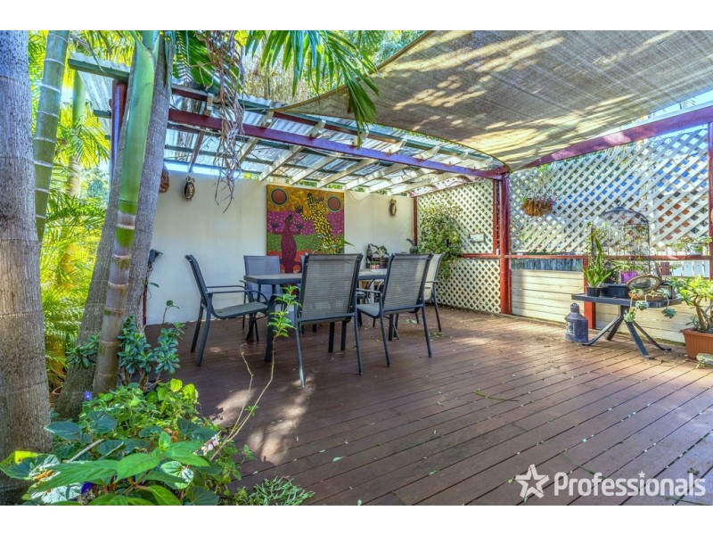 8 Wongawallan Road, Tamborine Mountain QLD 4272