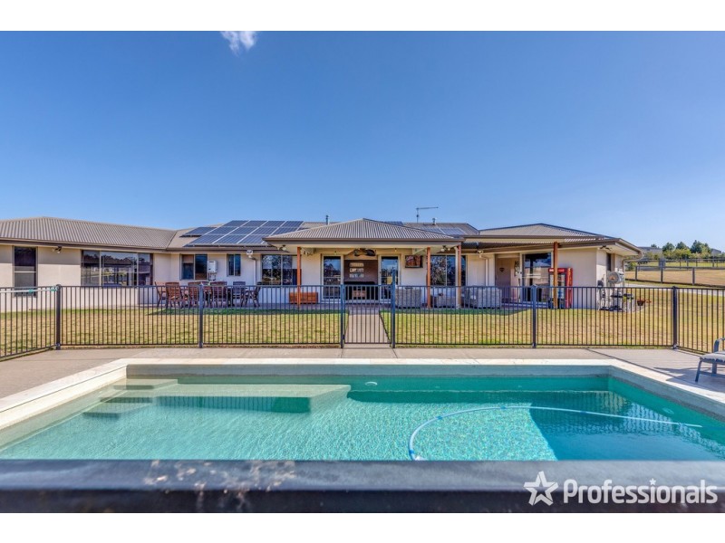 31-33 Riemore Circuit, Tamborine QLD 4270