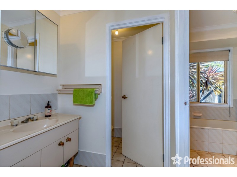 7 Mayon Court, Tamborine Mountain QLD 4272