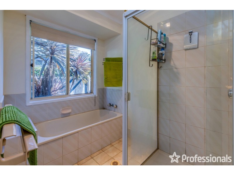 7 Mayon Court, Tamborine Mountain QLD 4272