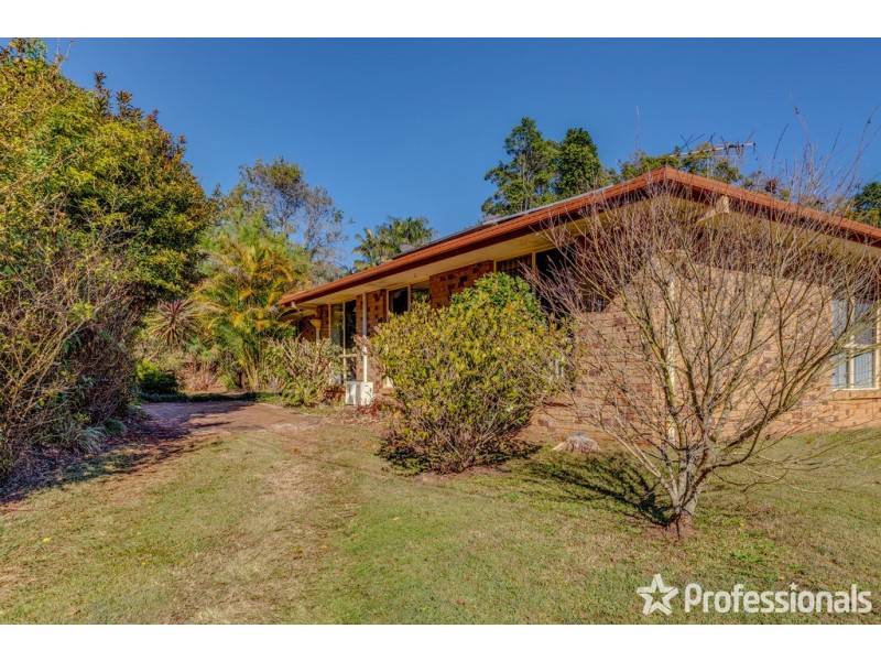 7 Mayon Court, Tamborine Mountain QLD 4272