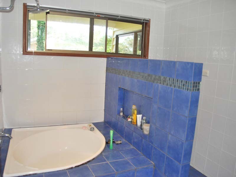 Eagle Heights QLD 4271