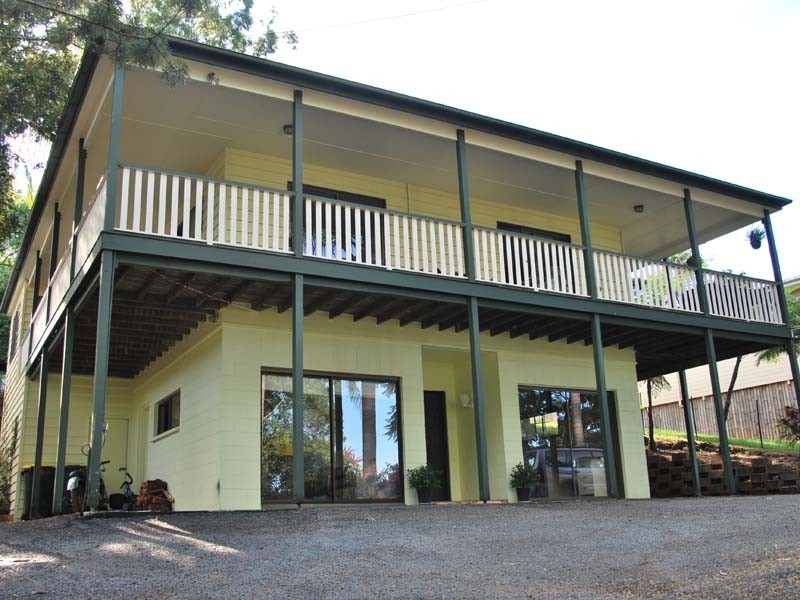Eagle Heights QLD 4271