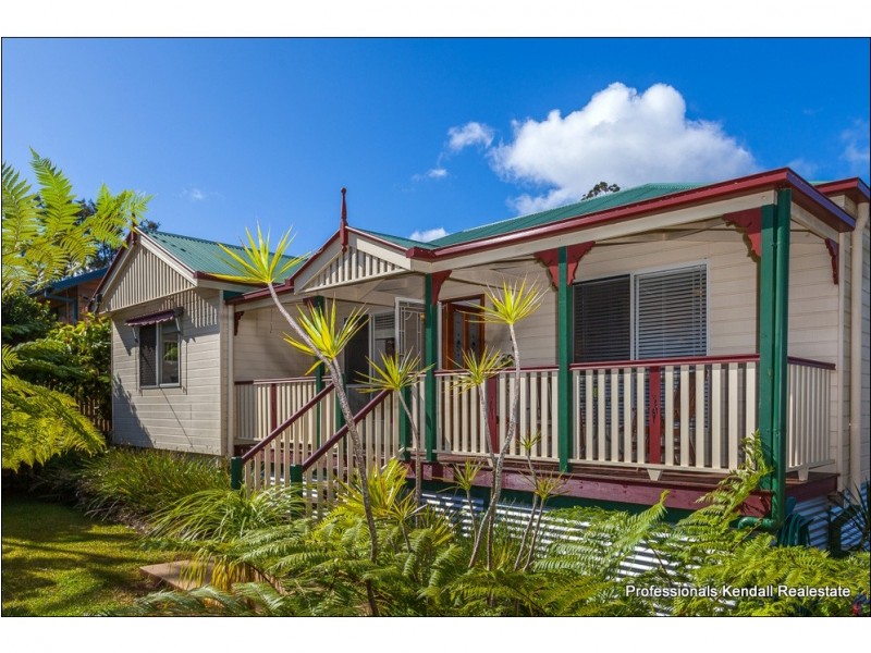 10 Saguaro Court, Tamborine Mountain QLD 4272